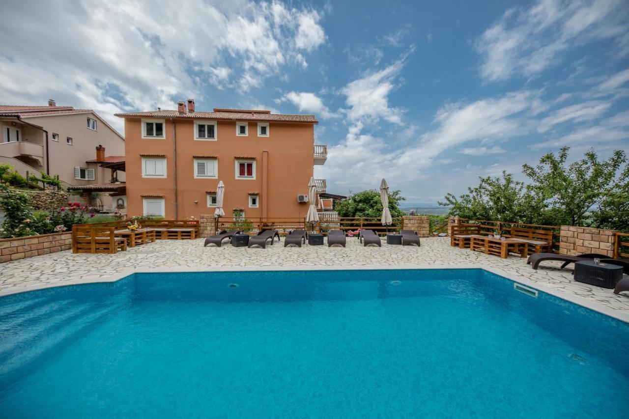 Apartments Scerbe 3103 Mundanije Kültér fotó